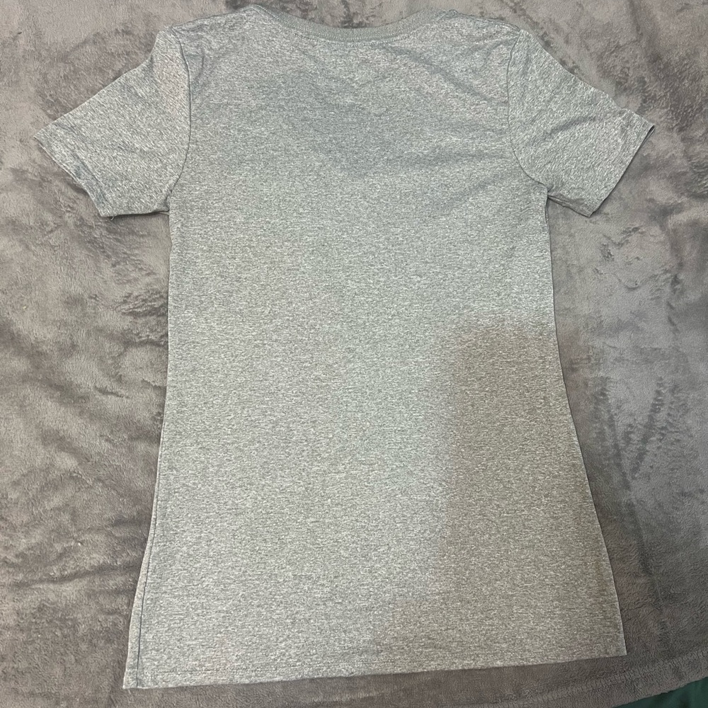 #75 Nike top - Picture 4 of 4